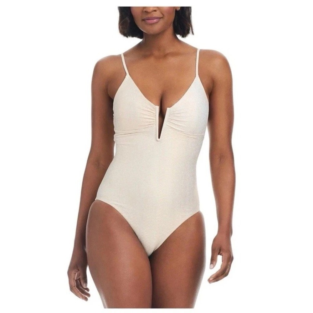Sanctuary Textured Ripple One Piece Swimsuit‎ Cream Size S V Neck Lace Up Back